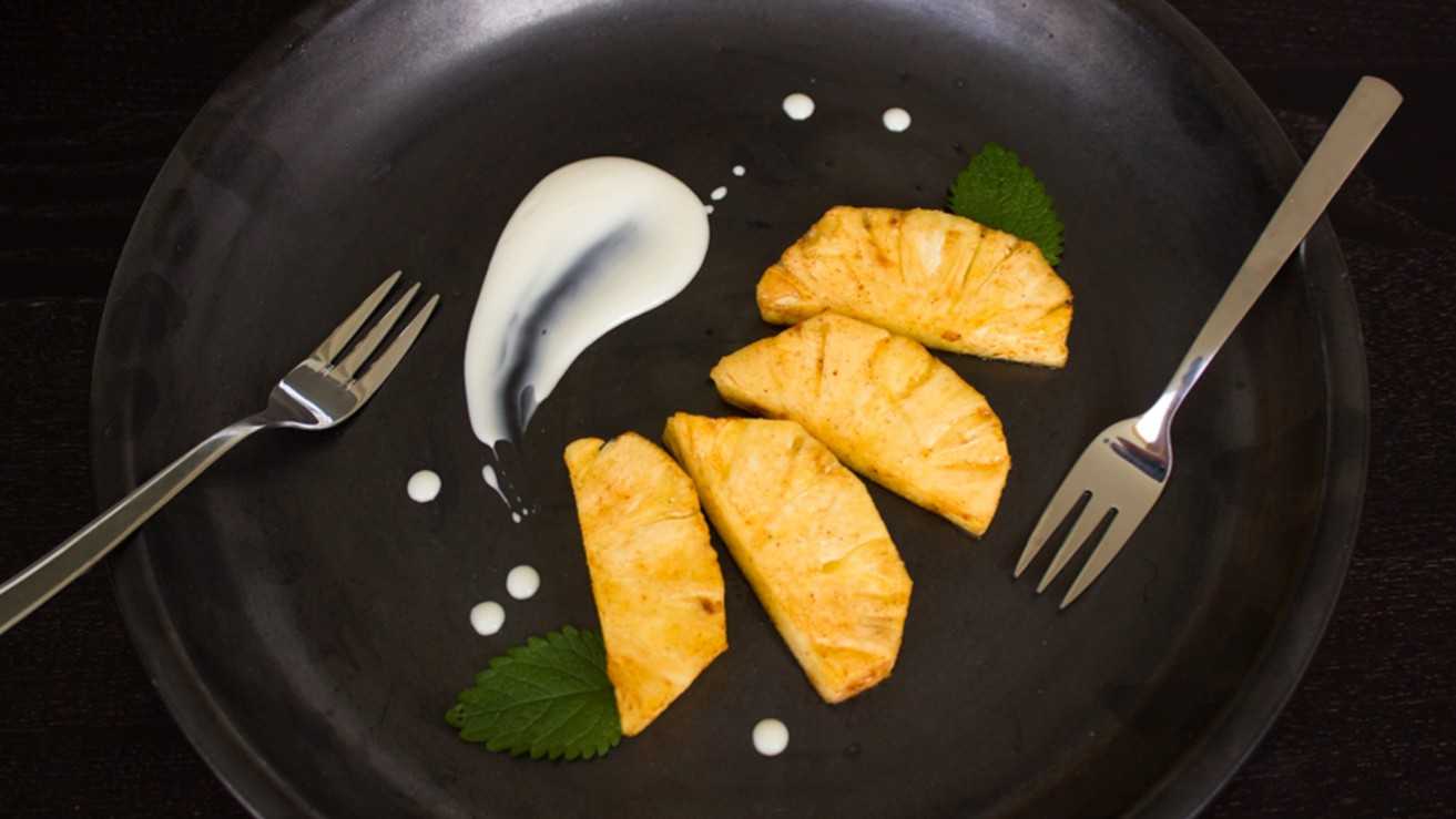 Ananas au romarin
