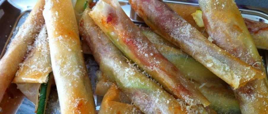 Batônnets de courgettes et jambon cru