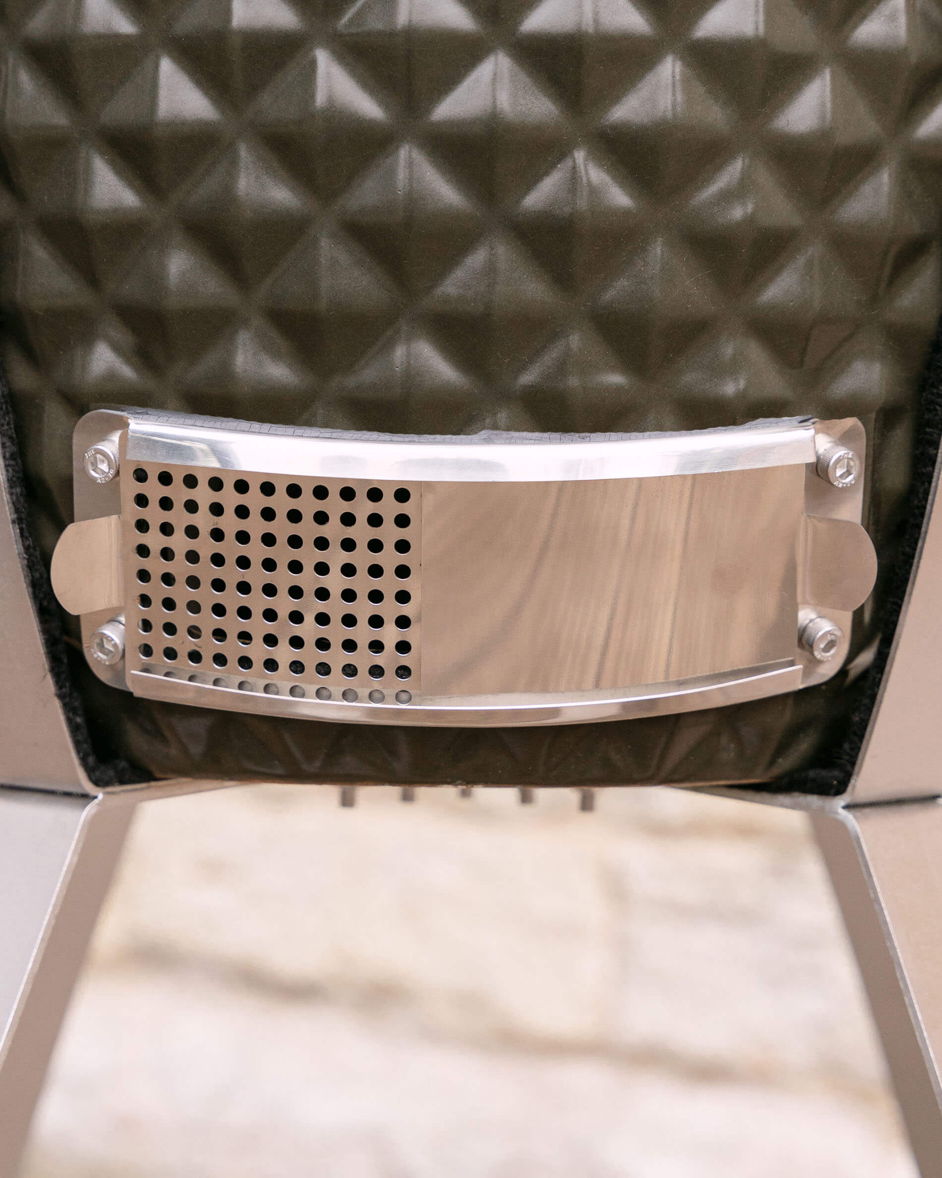 Trapa inferior do kamado