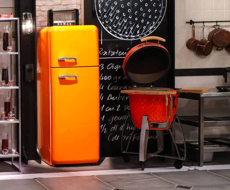 Kamado Kokko modelo XL vermelho utilizado no programa Top Chef