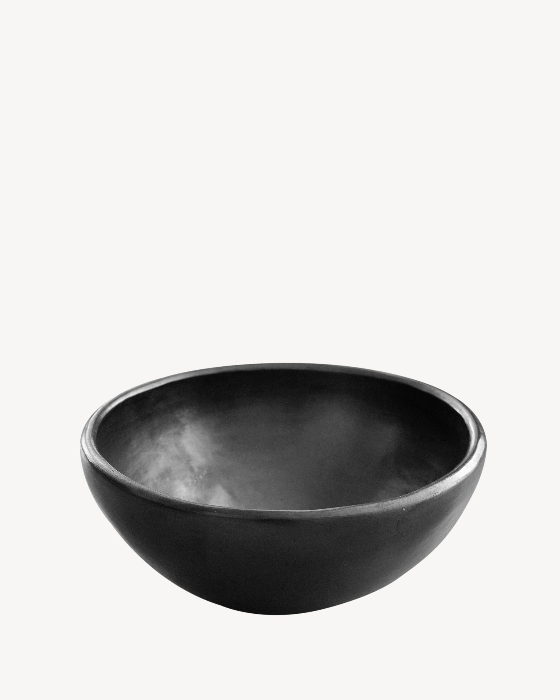 Saladeira de barro preto Chamba
